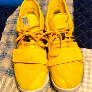 Nike Paul George high tops